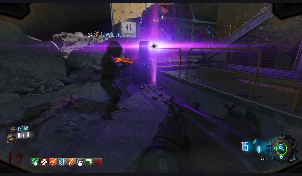 Moon (Zombies) game preview